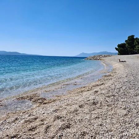 Ivona With Beautiful Seaview Apartment