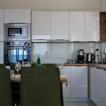 Ivona With Beautiful Seaview Apartment