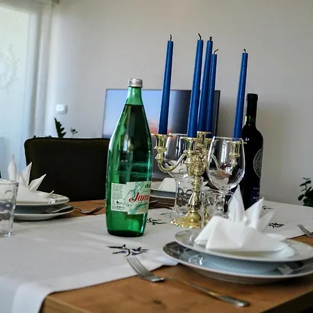 Ivona With Beautiful Seaview Apartman *