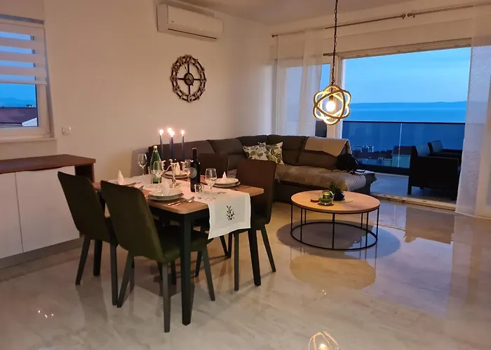 Appartement Ivona With Beautiful Seaview Makarska