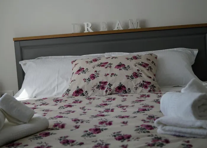 Ivona With Beautiful Seaview Appartement Makarska