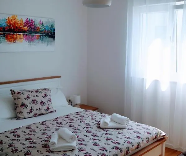 Appartement Ivona With Beautiful Seaview Makarska